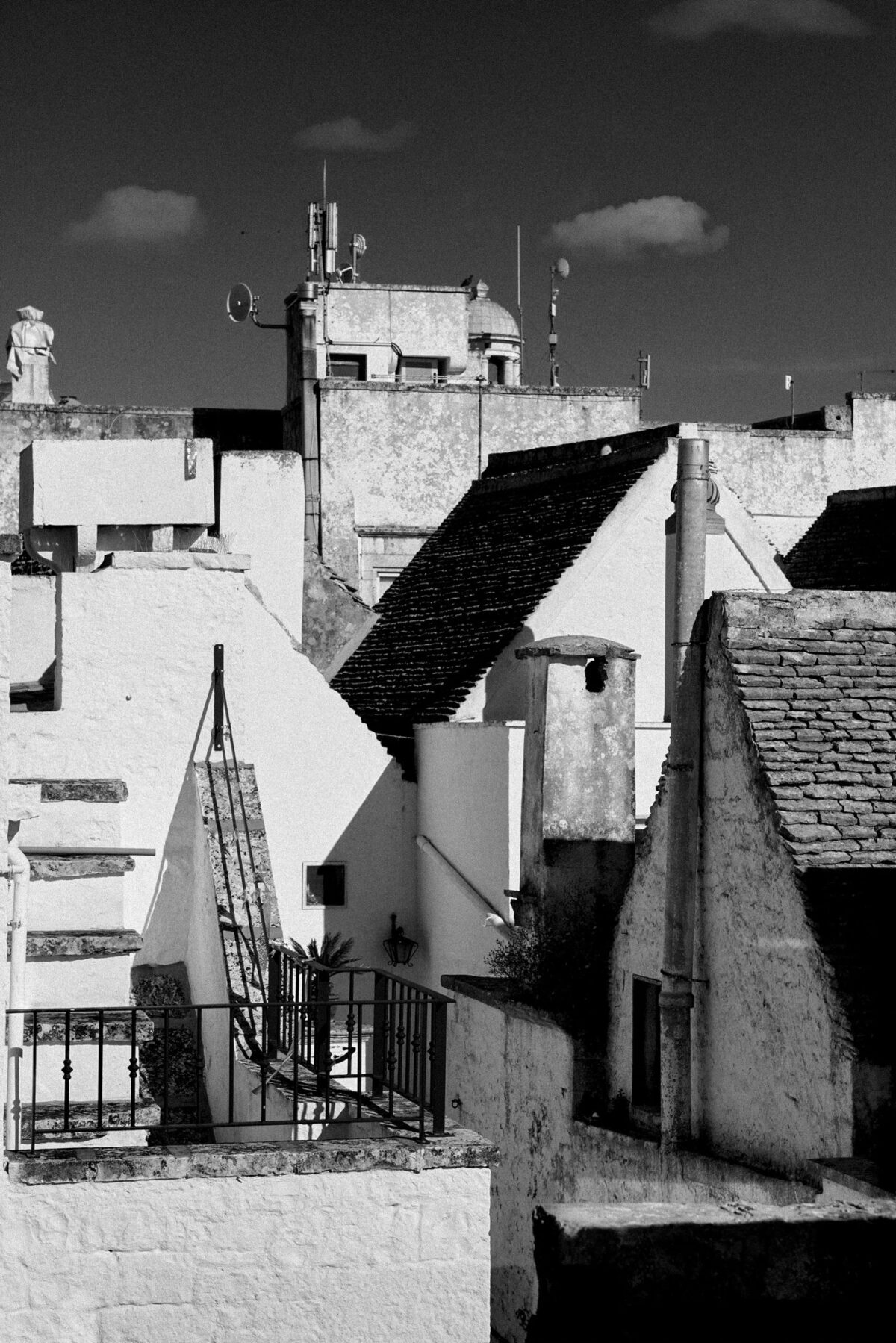 40° 45′ n 17° 20′ o